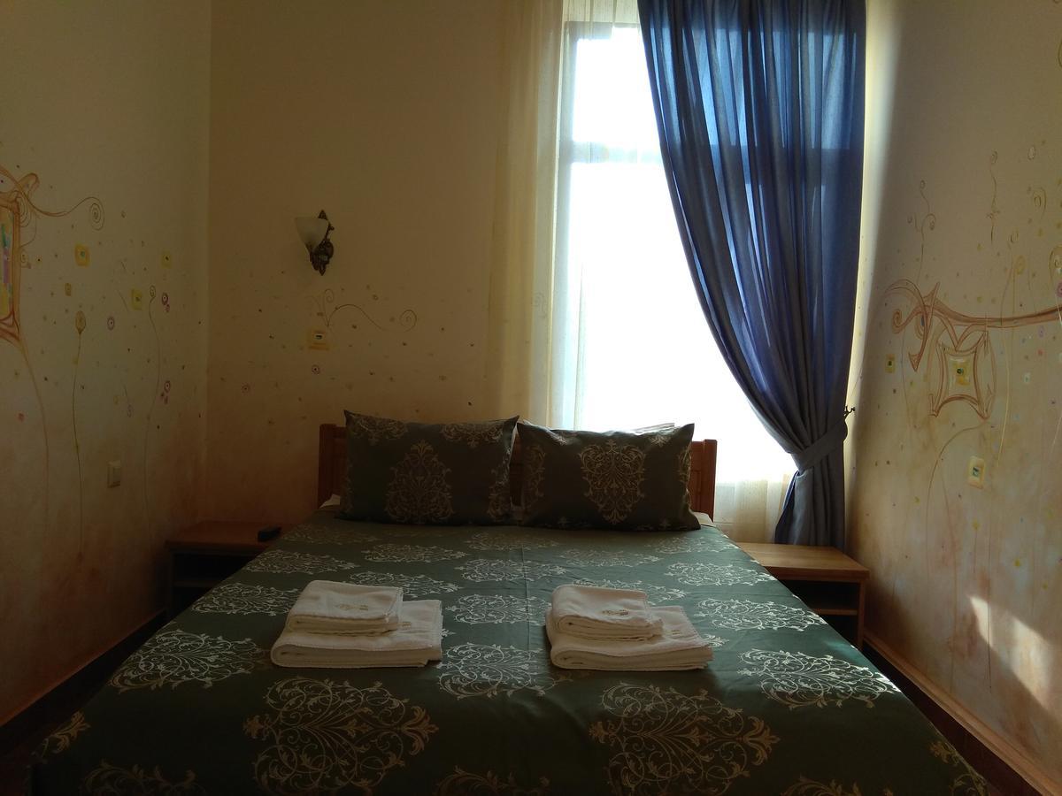 Aparthotel Na Dobu Lviv Buitenkant foto